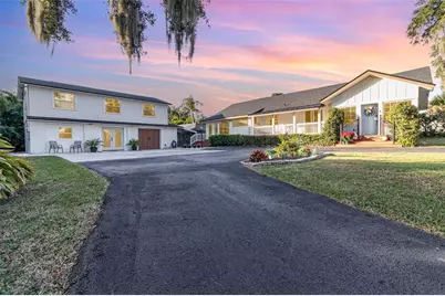 1099 Grove Avenue, Mount Dora, FL 32757 - Photo 2