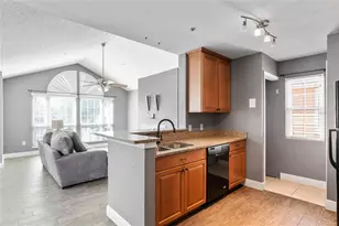 660 Youngstown, Altamonte Springs, FL 32714 - Photo 6