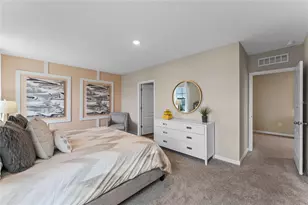 2311 Ashwood Bluff Dr, Ocoee, FL 34761 - Photo 14