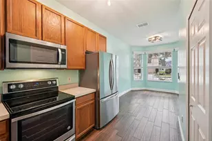 8315 Lake Amhurst Tr, Orlando, FL 32829 - Photo 16