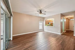 8315 Lake Amhurst Tr, Orlando, FL 32829 - Photo 12