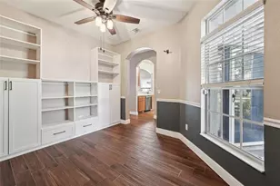 8315 Lake Amhurst Tr, Orlando, FL 32829 - Photo 2