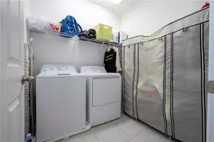 8166 Mosaic Ln, Winter Garden, FL 34787 - Photo 32