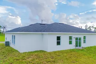 46 Master Dr, Placida, FL 33946 - Photo 10