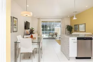 1653 Retreat Cir, Clermont, FL 34714 - Photo 10