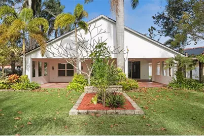 655 Eagle Pointe S, Kissimmee, FL 34746 - Photo 32