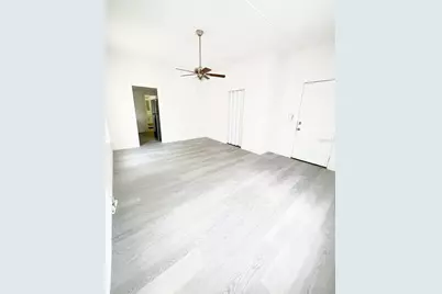 205 S Grove Street, Eustis, FL 32726 - Photo 18