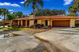 5047 Jamaica Cir, Orlando, FL 32808 - Photo 2