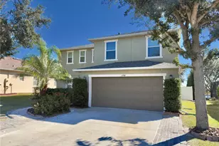 1758 Dunedin Dr, Tavares, FL 32778 - Photo 1