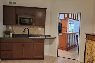 2377 Burton Ln, Sarasota, FL 34239 - Photo 20