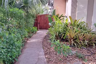 2377 Burton Ln, Sarasota, FL 34239 - Photo 44