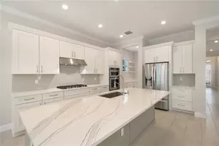 10158 Royal Island Ct, Orlando, FL 32836 - Photo 10