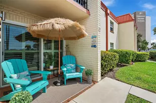 10365 Paradise Blvd, Treasure Island, FL 33706 - Photo 20