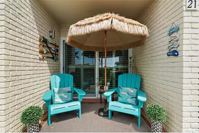 10365 Paradise Boulevard #21, Treasure Island, FL 33706 - Photo 1