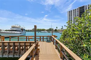 10365 Paradise Blvd, Treasure Island, FL 33706 - Photo 32