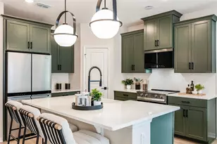 671 Clark St, Oviedo, FL 32765 - Photo 2