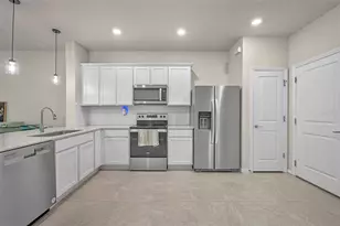4777 Sparkling Shell Ave, Kissimmee, FL 34746 - Photo 10
