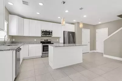 807 Glen Creek Court, Fruitland Park, FL 34731 - Photo 12