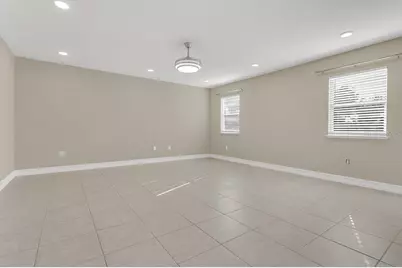 807 Glen Creek Court, Fruitland Park, FL 34731 - Photo 8