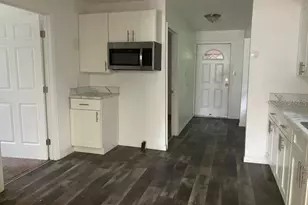 528 E Church St, Deland, FL 32724 - Photo 4