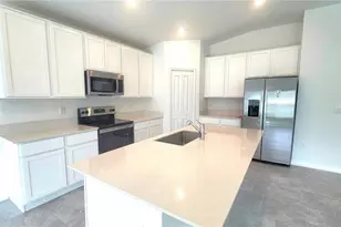 397 Singing Sands Cir, Lake Wales, FL 33859 - Photo 6