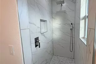 6345 Beggs Rd, Orlando, FL 32810 - Photo 18