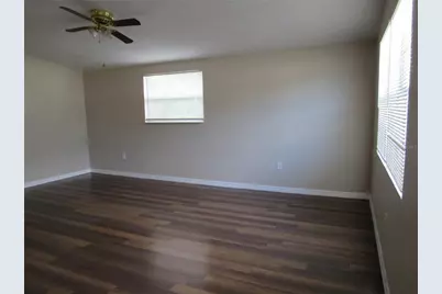 4140 Las Vegas Drive, New Port Richey, FL 34653 - Photo 10