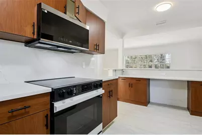 4210 Dr Martin Luther King Jr Street S, Saint Petersburg, FL 33705 - Photo 6