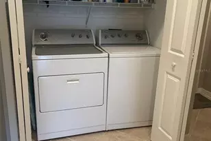 3672 Parkridge Cir, Sarasota, FL 34243 - Photo 20