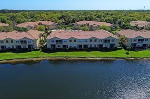 3672 Parkridge Cir, Sarasota, FL 34243 - Photo 2