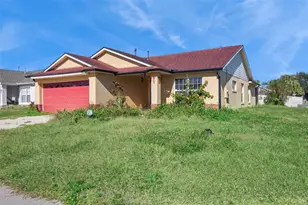 4501 Oakbrook Ct, Kissimmee, FL 34746 - Photo 2