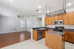 2237 Wintermere Pointe Dr, Winter Garden, FL 34787 - Photo 10