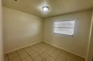 4936 Lanette St, Orlando, FL 32811 - Photo 10