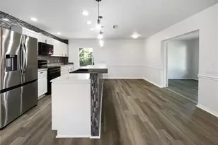 2334 W Price Blvd, North Port, FL 34286 - Photo 2