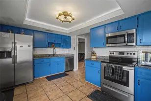 36464 Doral Dr, Grand Island, FL 32735 - Photo 8