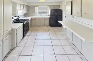 510 Oakside Dr, Brandon, FL 33510 - Photo 2