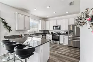 595 Preserve Pointe Blvd, Davenport, FL 33837 - Photo 16