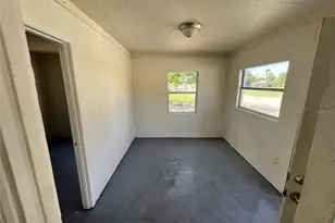 131 B St, Lake Wales, FL 33853 - Photo 4
