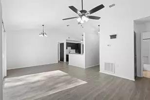 3031 Malcolm Dr, Deltona, FL 32738 - Photo 4