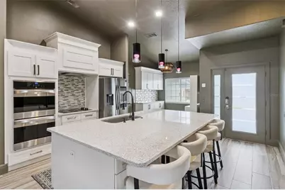 916 Hillcrest Drive, Davenport, FL 33897 - Photo 2