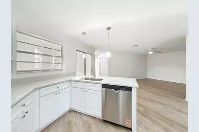 201 Fern Court, Leesburg, FL 34748 - Photo 8