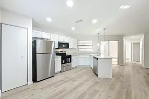 201 Fern Ct, Leesburg, FL 34748 - Photo 6