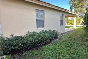 10566 Galleria St, Wellington, FL 33414 - Photo 26
