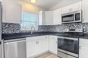 1254 Briarwood Ave, Deltona, FL 32725 - Photo 10