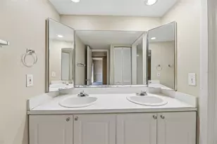 238 Woodland Rd, Palm Springs, FL 33461 - Photo 18