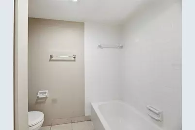 238 Woodland Road, Palm Springs, FL 33461 - Photo 20