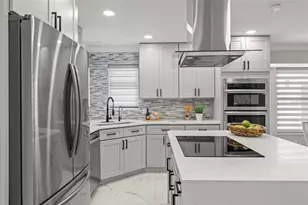 109 E 12th Ave, Windermere, FL 34786 - Photo 14