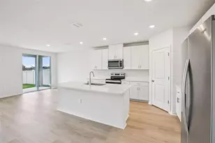 1732 Coolridge Pl, Zephyrhills, FL 33541 - Photo 16