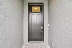 1732 Coolridge Pl, Zephyrhills, FL 33541 - Photo 4