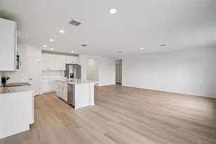 1732 Coolridge Pl, Zephyrhills, FL 33541 - Photo 10